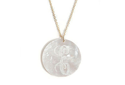 Medium Round Engraved Shell Short Necklace