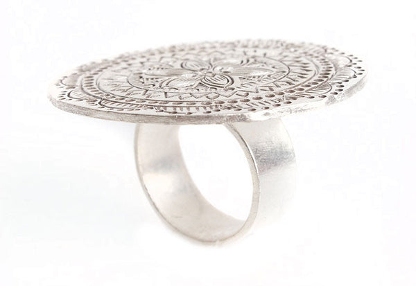 Large Round Ring w/ Design