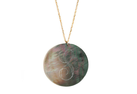 X-Large Round Engraved Long Shell Long Necklace